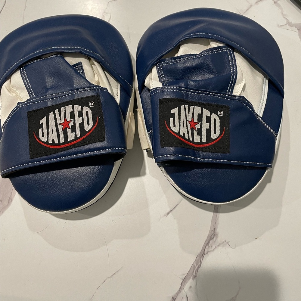Jayefo Boxing Mitts